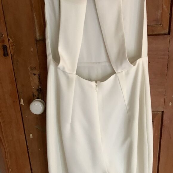 Misha Collection Alexa white high neck sleeveless wide leg jumpsuit NWOT - Picture 11 of 15